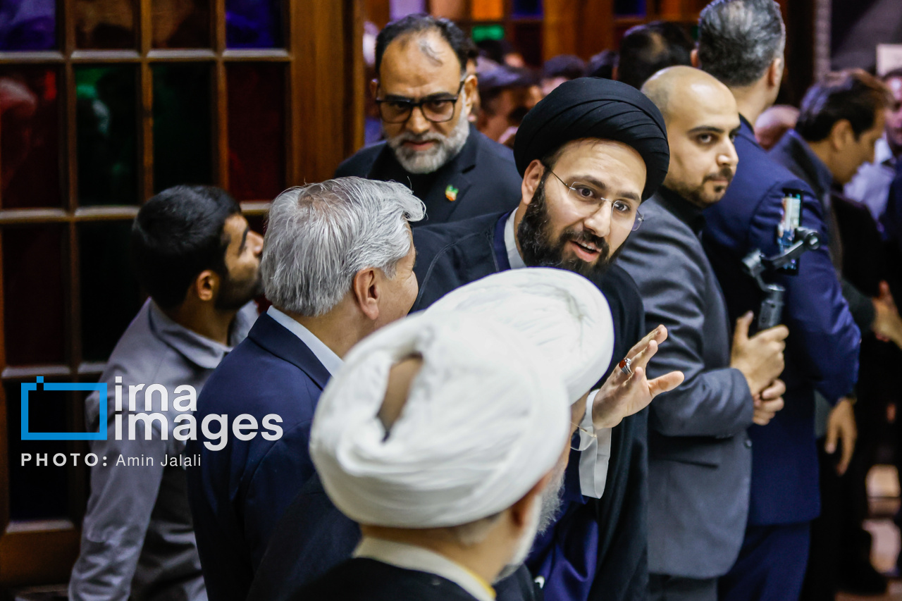 تصاویر: مراسم ختم خواهر عراقچی، وزیر خارجه
