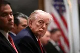 ادعای ترامپ: از این لحظه به بعد، هر زمان که ایران به یک کشتی در تنگه هرمز شلیک کند، ما یک پل یا نیروگاه برق را بمباران و نابود خواهیم کرد؛ از جمله پل‌ها یا نیروگاه‌هایی که در نزدیکی پایتخت یا در داخل شهر تهران قرار دارند