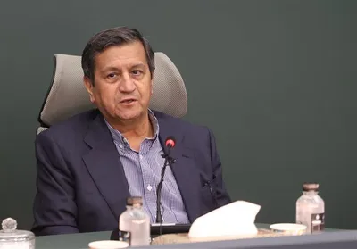 همتی: مشارکت ۳۵۰ هزار مودی مالیاتی در ساخت ۲۰۰۰ پروژه / در سال آینده مردم می‌توانند در نهضت ساخت مدارس در سراسر کشور مشارکت نمایند