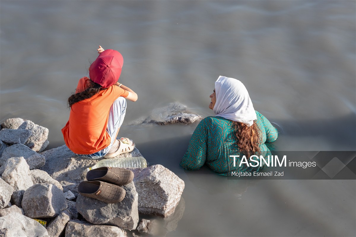 تصاویر: مسافران تابستانی دریاچه ارومیه