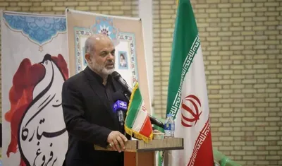 وزیر کشور: دولت در راستای بهبود شرایط تلاش جهادی کرده و حل مسائل و مشکلات داخل را به سیاست‌های خارجی گره نزد