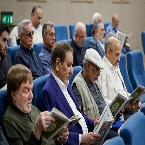 تصاویر: مراسم یادبود ابوالقاسم قاسم‌زاده