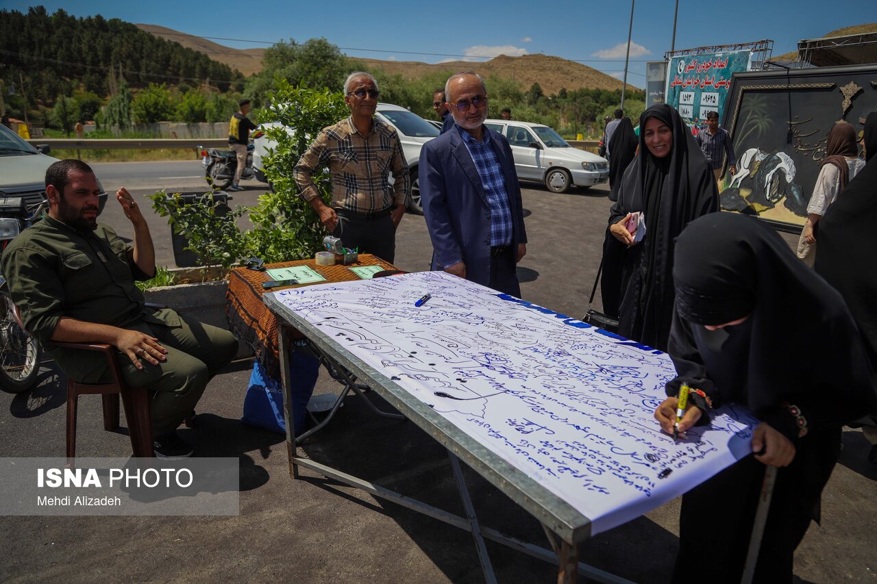 تصاویر: مواکب ورودی شمالی مشهد پیش از مراسم تشییع رهبر شهید