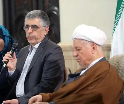 خاطرات آیت الله هاشمی رفسنجانی، ۲۸ فروردین ۱۳۷۷: کرباسچی پس از آزادی گفت معتقد است، تیم بازجو، آدم‌هاى تُندى هستند / اظهار آمادگى‌ کرد که از شهرداری کناره‌گیرى کند و در مقابل، دست از سر مدیران شهردارى بردارند