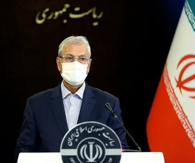 ربیعی: فرمایشات آرامش بخش و امید بخش مقام معظم رهبری، زمینه همکاری برای کاهش هرچه سریعتر مشکلات و آلام ملت را ترسیم کرد / حمایت از بورس کماکان در دستور کار دولت است؛ لایحه افزایش سرمایه شرکت‌ها را با دوفوریت تصویب کردیم و به زودی به مجلس تقدیم می‌کنیم / فشار تحریم‌ها بر اقتصاد ایران، بر هیچ کشوری اینچنین تحمیل نشده