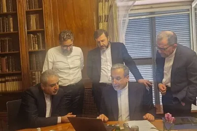 پایان دور سوم مذاکرات ایران و آمریکا / صداوسیما: گفتگوهای فنی دو هیات به مرحله جزئیات رسیده / برای مشورت‌ به پایتخت‌ها برمی‌گردند