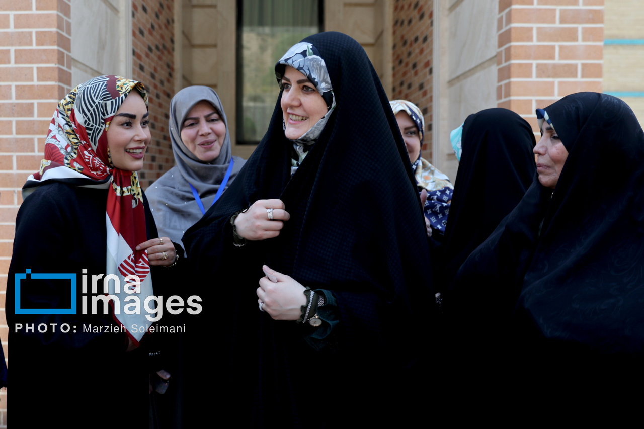 تصاویر: نمایشگاه خیریه انجمن دیپلماتیک بانوان