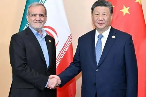وال استریت ژورنال: خرید مقادیر عظیمی از نفت تحریم شده ایران توسط شرکت بزرگ چینی «هنگ‌لی»/ این تجارت برای تهران به یک شریان حیاتی مالی و برای پکن به بخشی از یک شبکه تجاری گسترده تبدیل شده که فشارهای آمریکا را به چالش می‌کشد