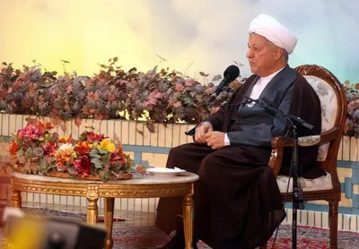 خاطرات آیت الله هاشمی رفسنجانی، ۳۰ بهمن ۱۳۷۷: مذاکرات حل معضل کوزوو به بن بست نزدیک مى‌شود؛ غرب و روسیه، برای هم خط و نشان مى‌کشند