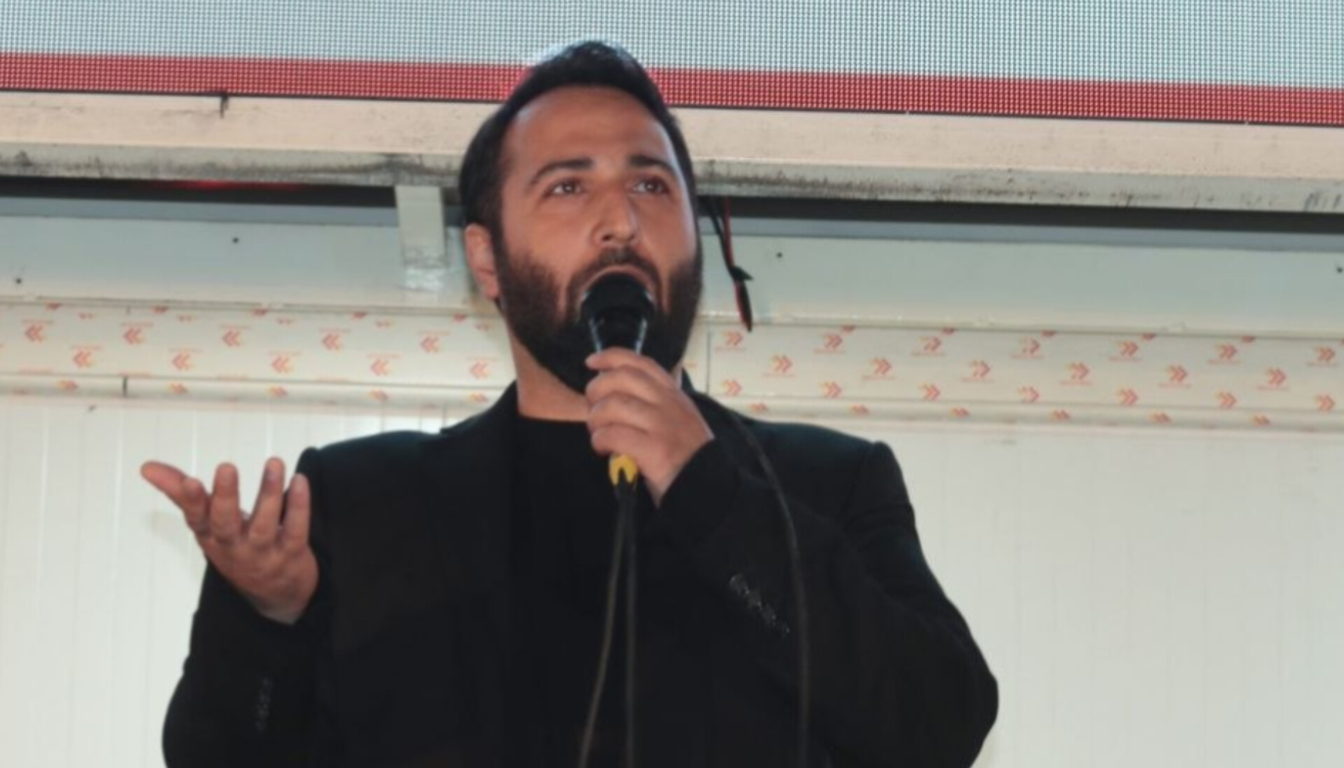 فرزند شهید تنگسیری: دیپلمات‌ها تثبیت کننده دستاورد‌های میدان هستند/ این مملکت بزرگتر دارد و دغدغه و خون‌خواهی او چندین برابر از ما بیشتر است/ دیپلماسی ادامه میدان و میدان ادامه دیپلماسی است
