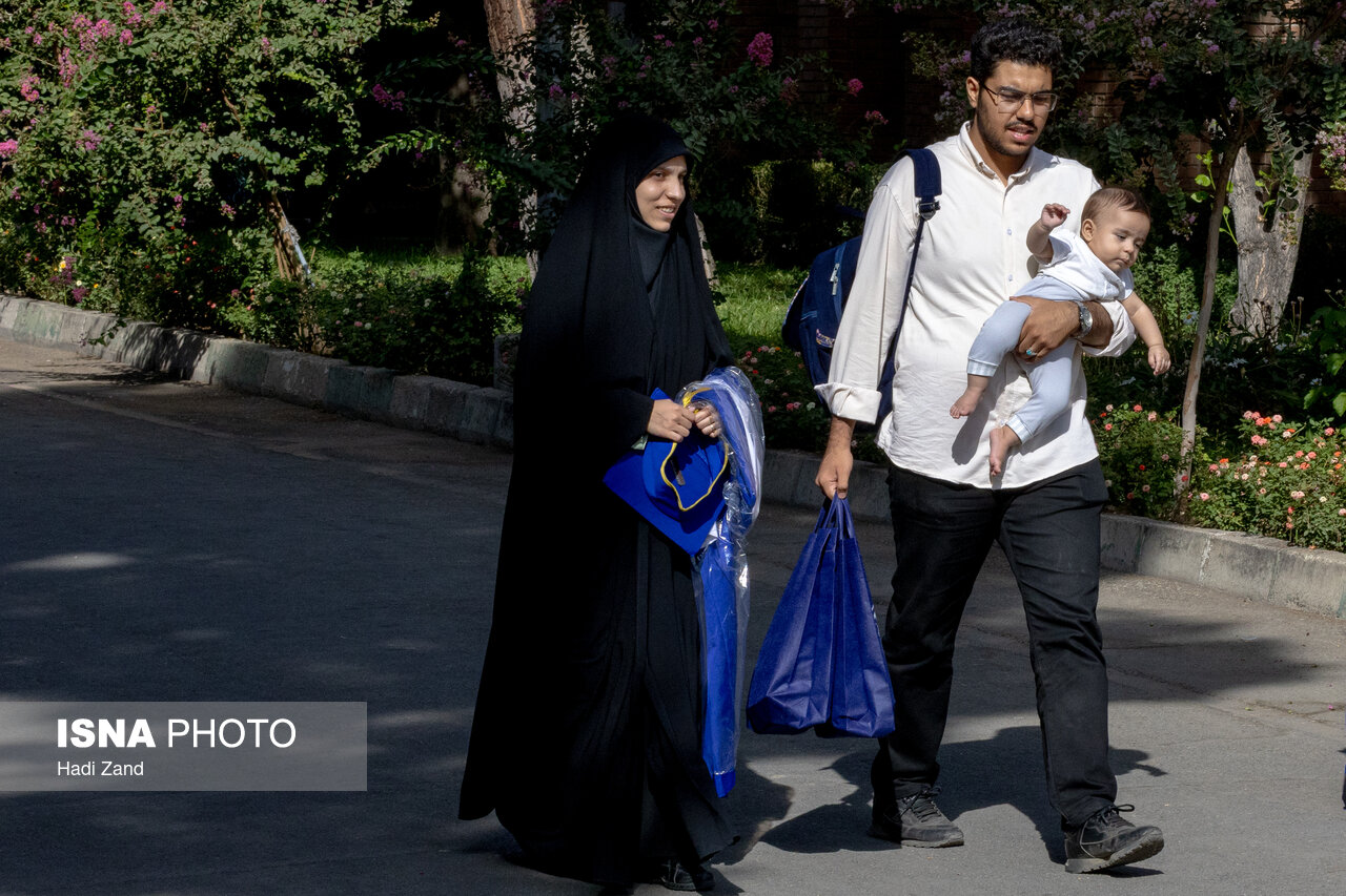 تصاویر: مراسم دانش‌آموختگی دانشجویان دانشگاه شریف