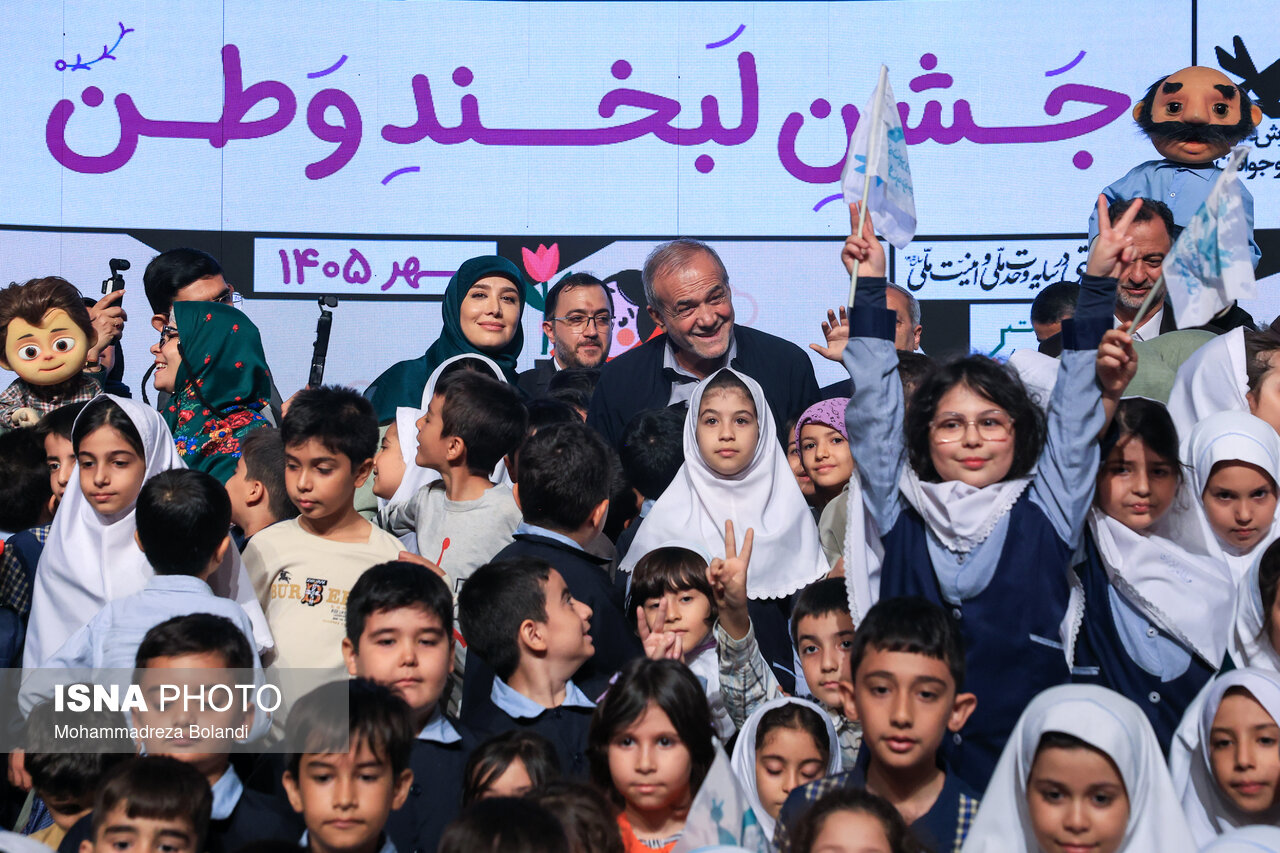 تصاویر: روز ملی کودک با حضور رئیس جمهور