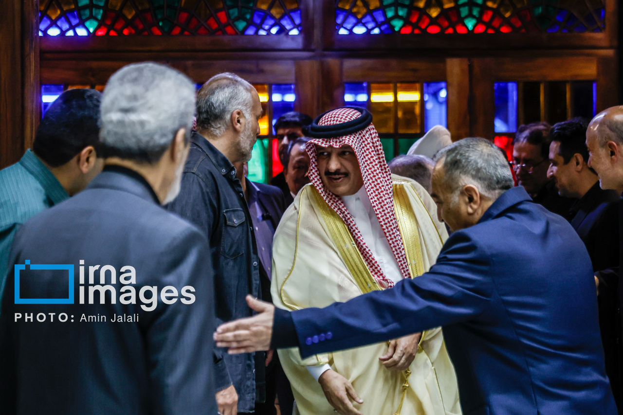 تصاویر: مراسم ختم خواهر عراقچی، وزیر خارجه