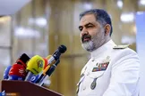 دریادار ایرانی، فرمانده نیروی دریایی ارتش: دشمن جرأت نزدیک شدن به «تنگه احد ولایت» را ندارد / ادعا کرده‌اند که نیروی دریایی ایران نابود شده است؛ اگر چنین ادعایی درست است، چرا جرأت نمی‌کنید از تنگه احد ولایت حتی یک میلی‌متر جلوتر بیایید؟ / یک دلقکی مثل زلنسکی به این اندازه دلقکی نکرده است؛ یک جمله می‌گوید و سریع می‌آید می‌گوید من شوخی کردم؛ نگو شوخی کردم، بگو ترسیدم و وحشت کردم