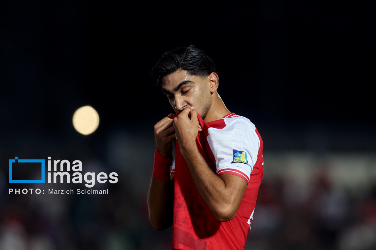 تصاویر: دیدار تیم‌های پرسپولیس و استقلال خوزستان
