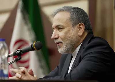 عراقچی: در حال حاضر هیچ برنامه‌ای برای بازسازی تأسیسات هسته‌ای نداریم، تا تهدید‌های امنیتی برطرف شود