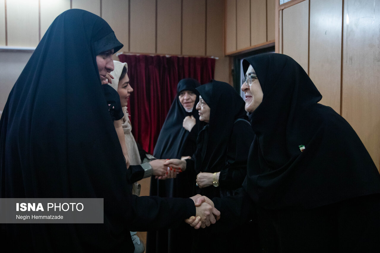 تصاویر: مراسم سالگرد شهادت دکتر بهشتی