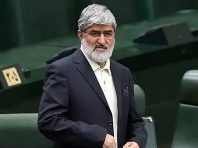 علی مطهری: طبق اعتراف نهادهای اطلاعاتی خودمان، توده فقیر جامعه بودند که معترض شدند / مجلس از دو ناحیه تضعیف شده؛ یکی از طرف مجمع تشخیص و دوم از طرف شورای هماهنگی سران قوا؛ در این خصوص نامه ای به رهبری نوشته ام