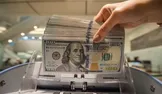 ادعای فایننشال تایمز: صندوق سرمایه‌گذاری ۳۰۰ میلیارد دلاری بازسازی ایران، پس از توافق نهایی تأسیس خواهد شد / پول این صندوق از شرکت‌های خصوصی علاقه‌مند به سرمایه‌گذاری در ایران تأمین می‌شود / در صورت لغو تحریم‌ها، شرکت‌های اروپایی، آسیایی - از جمله کره جنوبی و ژاپن - و آمریکایی نیز به آن علاقه‌مند خواهند شد