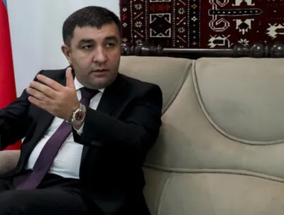 سفیر آذربایجان: مناطقی از ایران که در آن موشک و خمپاره افتاده در سمت چپ و پشت نیروهای آذربایجان است؛ آذربایجان رو به رو و دست راست یعنی سرزمین های اشغالی را هدفگیری می کند / هیچ نیروی خارجی را به قره‌باغ نبرده‌ایم / اشخاصی که به عنوان شبه نظامی و تکفیری در خارج از کشور جنگیده اند، تابعیت آنها لغو می شود؛ ما حتی به ایران لیست دادیم که تابعیت کدام اشخاص لغو ‌شده / این ارمنستان است که فراخوان داده تا ارامنه ای که در خارج هستند به این مناطق آمده و بجنگند