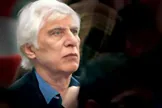 واکنش اصغر فرهادی به درگذشت بهرام بیضایی: ایرانی‌تر از این آموزگار بزرگ در این روزگار نشناخته‌ام؛ چه تلخ که او هزاران فرسنگ دور از ایران، چشم بر جهان فرو می‌بندد