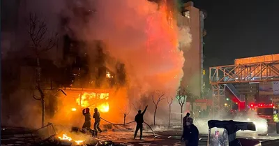 اطلاعیه وزارت اطلاعات درباره حوادث اخیر: ۲۲ نفر از عناصر وصل به شبکه تروریستی اینترنشنال و من و تو بازداشت شدند / دستگیری مدیر یک کارخانه در حومه تهران که به صورت سازمان یافته کارگران خود را به حضور در اغتشاشات و تخریب اموال مردم تحریک می‌کرد؛ مصادره کارخانه به منظور جبران خسارت در دست بررسی است /یک تیم پنج نفره تروریستی وابسته به گروهک کومله در خرم آباد هم بازداشت شدند