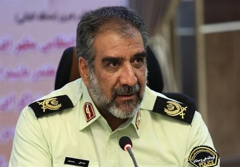 فرمانده انتظامی تهران بزرگ: دشمن تصور میکرد با حمله به مراکز انتظامی، توان پلیس برای مقابله با عوامل خود را کاهش میدهد / مأموران کنار خیابانها، پارکها، داخل خودروها و هر مکان ممکن به ارائه خدمات و تأمین امنیت مردم ادامه دادند / در مقطعی در جنگ حدود ۵۸ درصد کاهش سرقتها را شاهد بودیم/ در پایتخت ۶۳ شهید تقدیم امنیت کشور شد فرمانده انتظامی تهران بزرگ: دشمن تصور میکرد با حمله به مراکز انتظامی، توان پلیس برای مقابله با عوامل خود را کاهش میدهد / مأموران کنار خیابانها، پارکها، داخل خودروها و هر مکان ممکن به ارائه خدمات و تأمین امنیت مردم ادامه دادند / در مقطعی در جنگ حدود ۵۸ درصد کاهش سرقتها را شاهد بودیم/ در پایتخت ۶۳ شهید تقدیم امنیت کشور شد