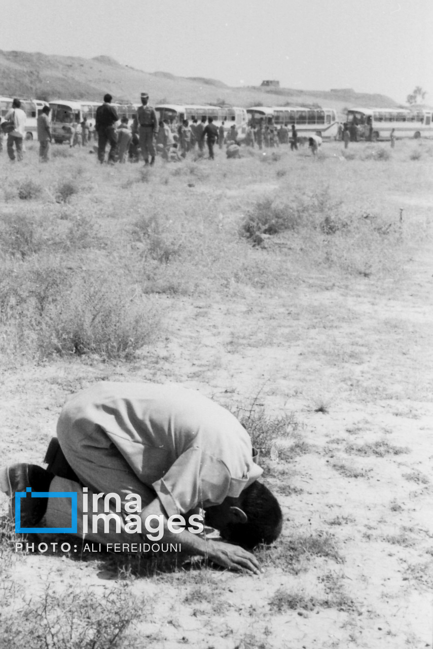 تصاویر: لحظه ورود آزادگان به میهن