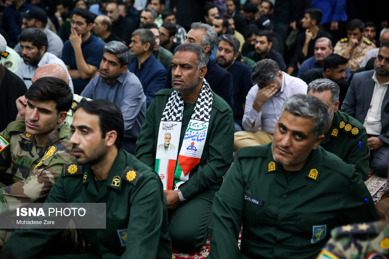 تصاویر: تشییع پیکر مطهر سردار شهید «حسین ظریفی»، فرمانده قرارگاه سجاد سراوان در مشهد