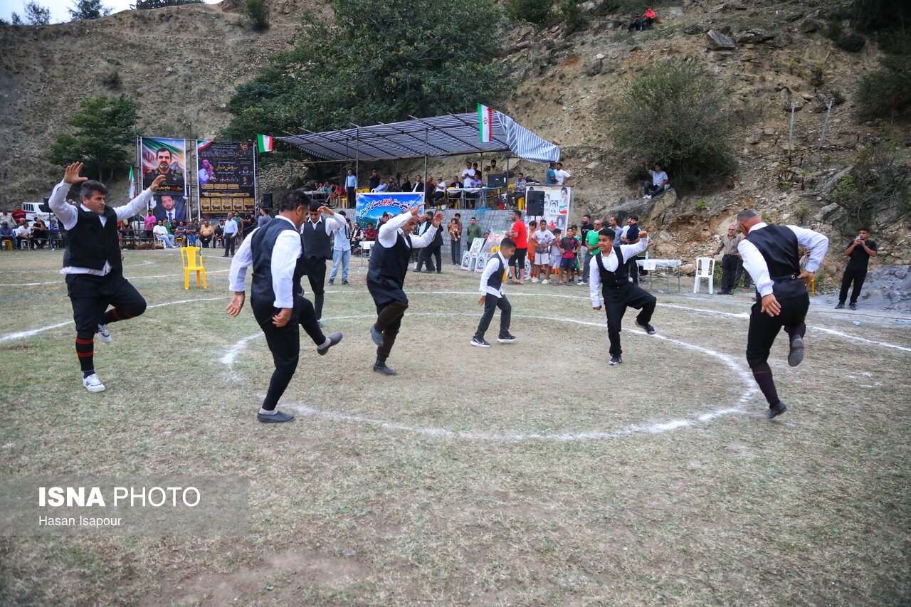 تصاویر: مسابقات کشتی سنتی لوچو - روستای کلاریجان
