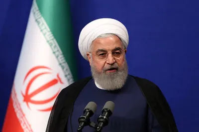 روحانی: تعیین جریمه برای تضمین رعایت دستورالعمل‌های بهداشتی ضروری است / جرائمی متناسب با تخلفات در سه سطح ادارات، اصناف وکسب و کار‌های خصوصی و فضا‌های عمومی اعمال می‌شود