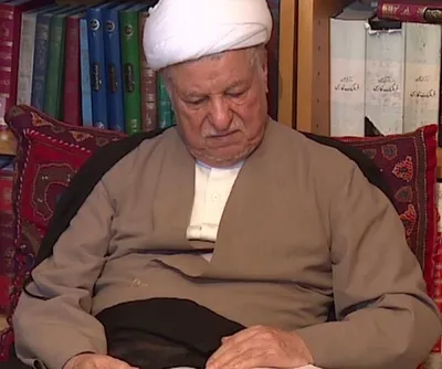 خاطرات هاشمی رفسنجانی، ۴ فروردین ۱۳۸۰: سه انفجار بزرگ با تلفات زیاد، روسیه را لرزانده / روس ها، چچنی‌ها را متهم کرده اند
