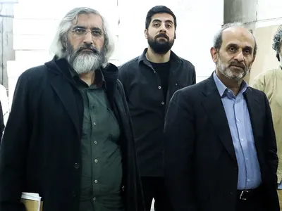 تماشا کنید: تلویزیون ۴ درصدی‌ها/ چرا سقوط مخاطب برای مدیران صداوسیما اهمیتی ندارد؟ از جیب ۸۵ میلیون نفر برای چند هزار مخاطب!