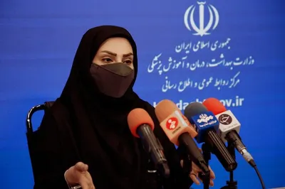 پاسخ دبیر کمیته علمی ستاد کرونا به ادعای مغناطیسی شدن بدن پس از تزریق واکسن: شواهدی برای این موضوع وجود ندارد