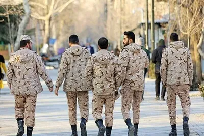حقوق سربازان افزایش یافت: سربازان مجرد؛ حداقل ۹ میلیون و ۷۵۰ هزار تومان / سربازان متأهل بدون فرزند؛ حداقل ۱۱ میلیون و ۷۰۰ هزار تومان