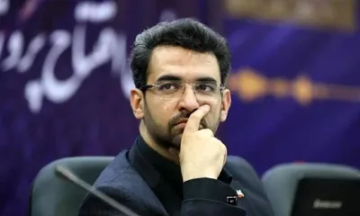 واکنش آذری جهرمی به توقف بازی ایران و امارات به دلیل خاموش شدن یکی از پروژکتورها:  کاش در ساخت ورزشگاههای ورزشی هم رانت بود؛ کاش آقازاده‌ها و ژنهای خوب ورزشگاه ساز هم داشتیم تا  آبرویمان در مجامع بین‌المللی اینگونه حراج نشود