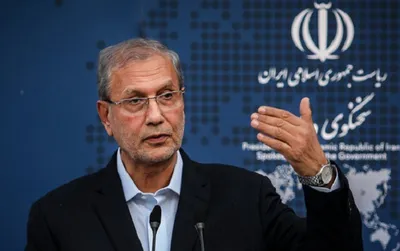 سخنگوی دولت: اطمینان می‌دهم که یک میلیارد یورو پول گم نشده/ هیچ پهپاد ایرانی مورد هدف آمریکا قرار نگرفته؛ آمریکا اگر ادعایی دارد می‌تواند شواهد خود را نشان دهد/ موضوع توقیف نفتکش‌های ایران و انگلستان از طرق دیپلماتیک قابل حل است