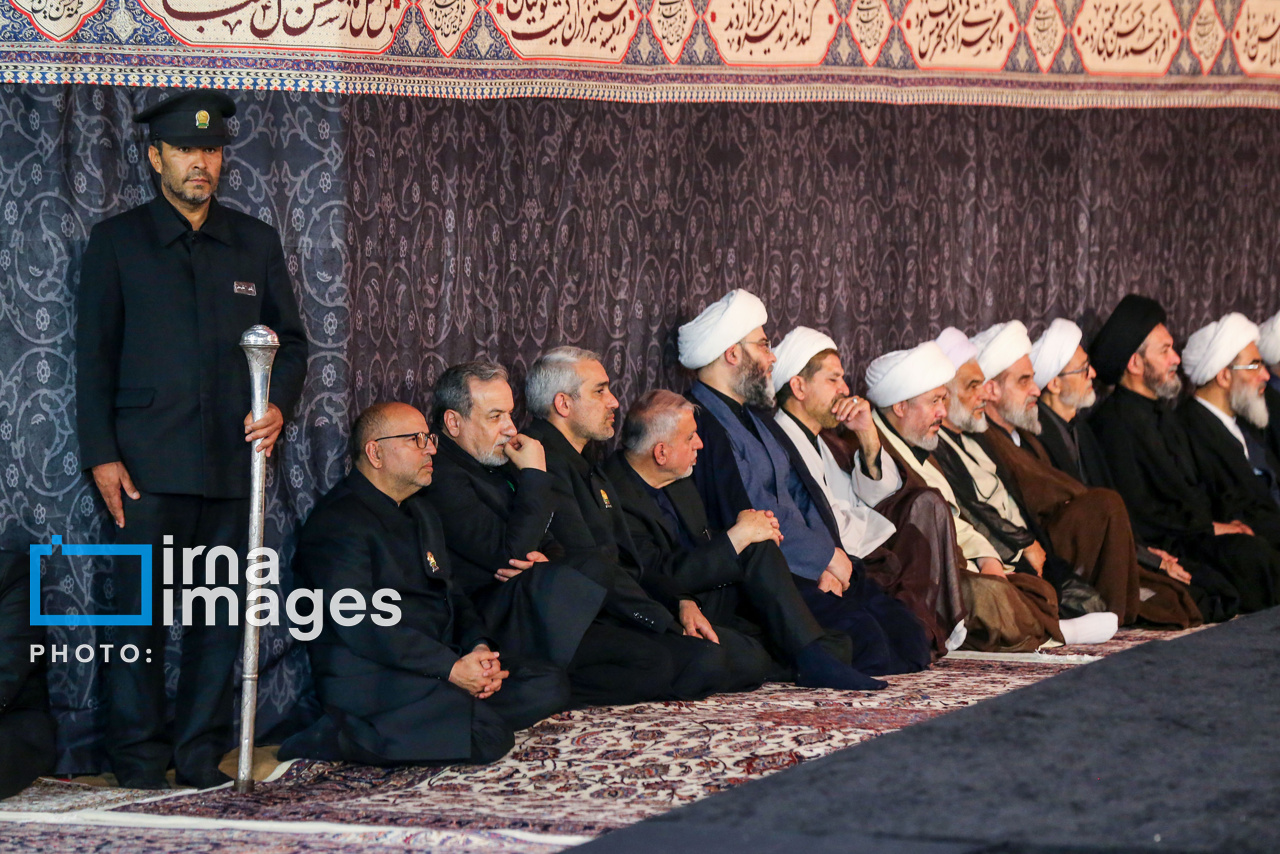 تصاویر: مراسم خطبه‌خوانی شب شهادت امام رضا(ع) در حرم مطهر رضوی