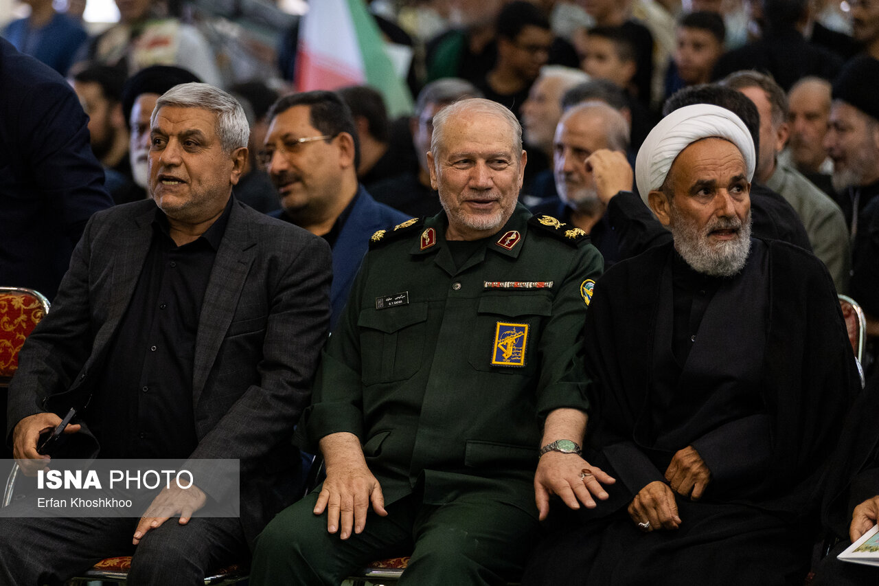 تصاویر: مراسم گرامیداشت رهبر شهید انقلاب در تهران