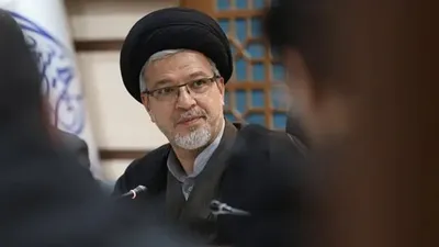 تابعیت فرزند عاملی، مخالف رفع فیلتر در شورای عالی فضای مجازی، انگلیسی است