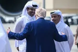 ادعای اکسیوس: میانجی قطری، روز دوشنبه جداگانه با عراقچی، کوشنر و ونس درباره یک پیشنهاد سازش دوصفحه‌ای گفت‌وگو کرد اما پیشرفت قابل توجهی حاصل نشد/ طرح قطر هم‌زمان شامل رسیدگی به درخواست ایران برای لغو محاصره دریایی و درخواست آمریکا برای امتیازهای هسته‌ای بود/ ایران فقط در شرایطی حاضر به دادن امتیازات هسته‌ای است که آمریکا به توافق اسلام‌آباد بازگردد