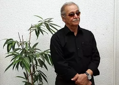 جزییاتی تازه از درگذشت سیامک اطلسی از زبان دخترش: پدرم سر صحنه یک سریال به کرونا مبتلا شده بود/ او هیچ بیماری قلبی نداشت