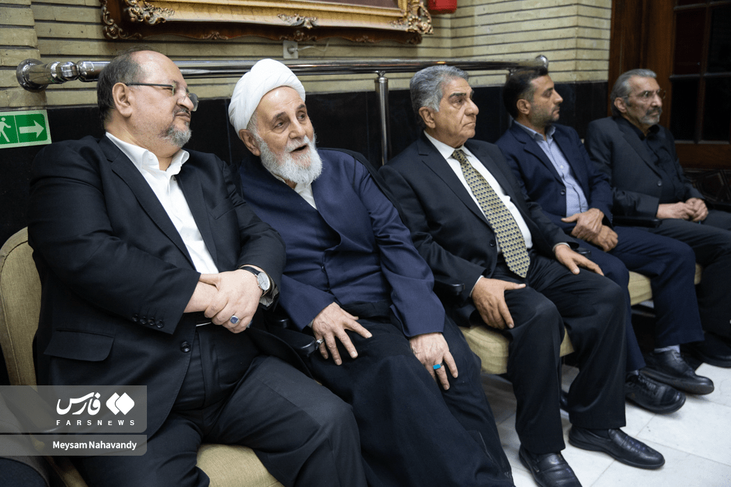 تصاویر: مراسم ختم برادر عباس آخوندی