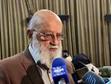 چمران، رئیس شورای شهر تهران: تراموا وسیله عجیب  و غریبی نیست جز یک اتوبوس سه کابین؛ امیدواریم چشم مردم به واگن و اتوبوس روشن شود / هنوز نتیجه تست تراموا را برای ما ارسال نکرده‌اند