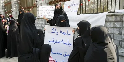 واکنش سخنگوی دولت به تجمعات حجاب در مقابل مجلس: تجمع بدون مجوز، غیرقانونی محسوب می‌شود/ دستگاه‌های متولی این امر، طبق اطلاعیه‌های وزارت کشور، اقدامات لازم را برای برقراری نظم انجام خواهند داد/ امیدواریم بستر‌های قانونی فراهم شود تا همه افراد بتوانند در چارچوب قانون، مواضع خود را بیان کنند
