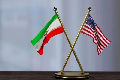 گریگوری برو، تحلیل‌گر حوزه ایران: [می‌گویند] «ایران ضعیف است و برای جلوگیری از فاجعه، توافق خواهد کرد»، اما تهران چنین نگاهی به ماجرا ندارد و خطوط قرمزش را محکم نگه داشته/ اگر گذشته راهنما نبود، فرض کردن انعطاف‌پذیری بیشتر از سوی ایران منطقی‌تر بود