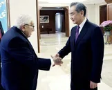 اشاره پکن به سفر مخفیانه هنری کسینجر در سال ۱۹۷۱ برای برقراری روابط با چین: روابط پکن و واشنگتن نیازمند عقلانیت کیسینجری و شجاعت سیاسی نیکسونی است