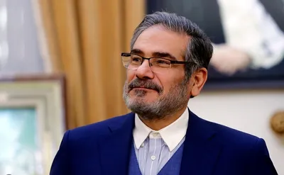 توییت پیچیده در کنایه شمخانی / رسانه نزدیک به شورای امنیت ملی: کناره گیری شمخانی از دبیری شورا قطعی ست