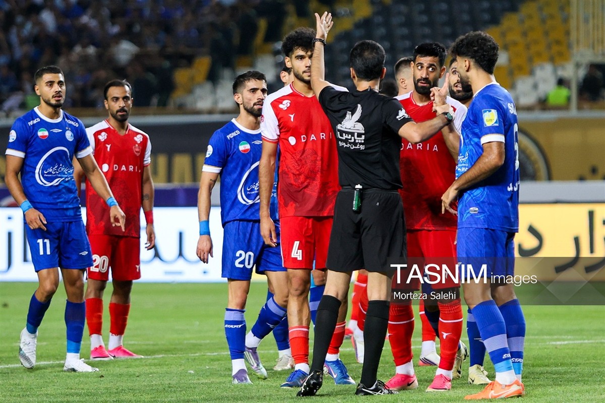 تصاویر: لیگ برتر فوتبال - پرسپولیس و استقلال (دربی ۱۰۷)
