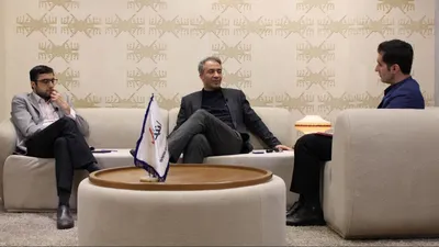 ویدیو/ وحید شقاقی، اقتصاددان: تصویر هولناکی از ناترازی‌ها در ذهنم می‌پرورانم و نگرانم؛ حداقل ۵۰۰ میلیارد دلار برای مهار ناترازی‌ها نیاز داریم/ با این شوخی‌ها که آقایان می‌کنند، مشکل حل نمی‌شود؛ استاد تبدیل مسائل به کمدی و تراژدی هستیم